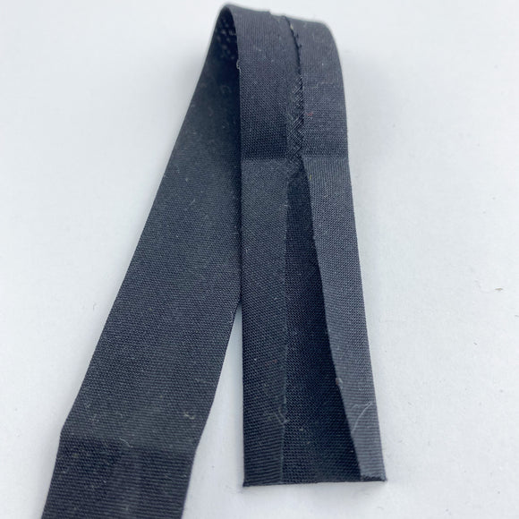2.5meter Pre-folded Bias Binding 18mm wide Black