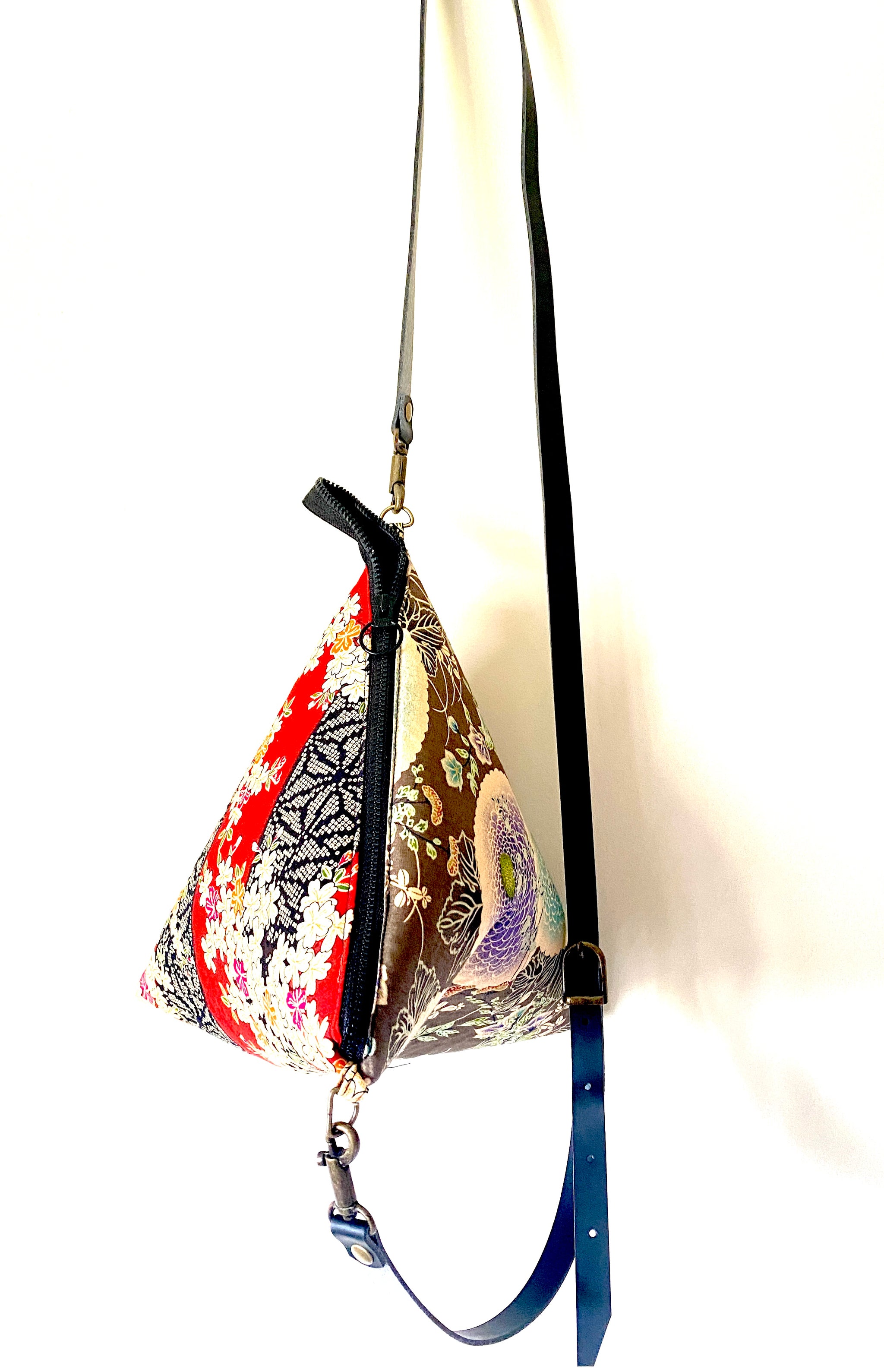 Grand Triangle Sling Bag Kit – Patchwork Ninja